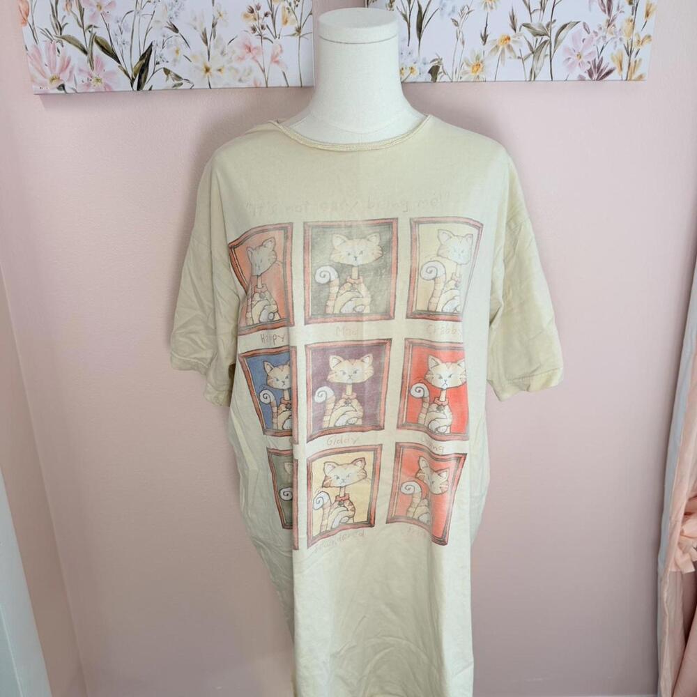 Vintage 90s Cat Mood Graphic Tee Cream Cartoon Cat Emotion Shirt Oversized